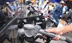 Mỗi lít xăng sẽ phải “gánh” 8.000 đồng thuế bảo vệ môi trường?