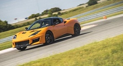 Volvo và Lotus có thể về chung một nhà