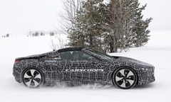 “Chiến mã” BMW i8 Spyder xuất hiện trên đường thử