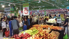 Hà Nội tiếp tục là thành phố có mức ăn tiêu đắt đỏ nhất cả nước