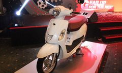 Ra mắt 2 xe máy 50 phân khối ở Việt Nam