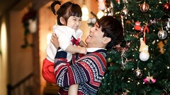 Ưng Đại Vệ: Ông bố đơn thân nhọc nhằn tìm lại sự nghiệp