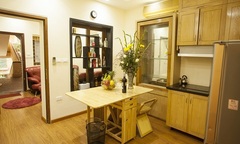 Căn hộ nhỏ ở Hà Nội gây ấn tượng bởi màu sắc và nội thất thông minh miễn chê