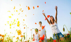 Hạnh phúc là chất men khiến người đó cảm thấy được tăng cường sức mạnh