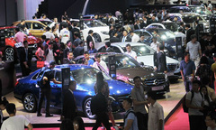 Nhờ  "cuộc đua " giảm giá, thị trường ô tô Việt Nam tháng 8 phục hồi ấn tượng