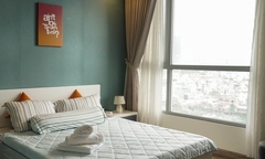 Tìm chốn bình yên trong căn hộ Vinhomes hướng bờ sông Sài Gòn