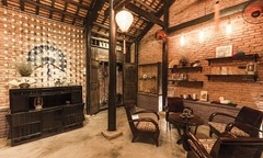 Thức giấc trong căn nhà cổ kính nằm yên nơi phố Hội