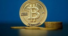 Giá Bitcoin hôm nay 19/4/2018: Không thể bứt phá?