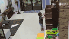 Tai nạn kinh hoàng từ những chiếc tủ đẹp