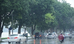 Dự báo thời tiết ngày 18/6: Xuất hiện áp thấp, cảnh báo mưa lớn trên diện rộng