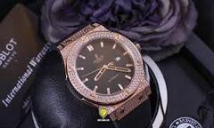 Mánh khóe biến đồng hồ fake thành hàng hiệu trong tích tắc