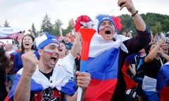 Tin tức World Cup 2018 ngày 2/7/2018: CĐV tưng bừng, Tổng thống Putin chúc mừng ĐT Nga