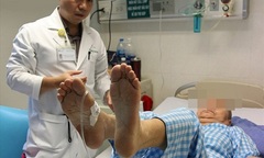 Phẫu thuật loại bỏ khối u màng não khổng lồ cho bà cụ 76 tuổi