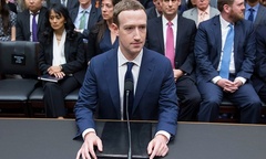 Mark Zuckerberg đứng trước nguy cơ  "hạ bệ " sau khi Facebook bị  "thổi bay " hơn 16 tỷ USD