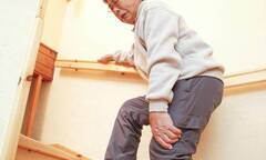 Cuộc sống mới của người đàn ông tuổi xế chiều bị đau xương khớp