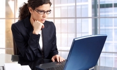 7 tác hại của việc ngồi lâu trước máy tính mà bạn khó ngờ tới