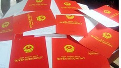 Gộp mảnh đất mới vào chung sổ đỏ thì phải làm thủ tục gì?