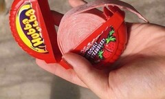 Đồ ăn vặt không rõ nguồn gốc  "đổ bộ " cổng trường: Cảnh giác với  "tử thần " giấu mặt