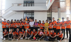 SV Du lịch ĐH Đại Nam trải nghiệm thực tế để trưởng thành