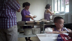 Bếp ăn bệnh viện Thanh Nhàn có đảm bảo an toàn vệ sinh thực phẩm?