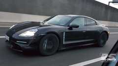 Hé lộ những hình ảnh đầu tiên của  "ngựa chiến " siêu mạnh Porsche Taycan