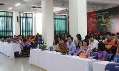 SV Đại Nam truyền thông điệp cứu môi trường trong chung kết Olympic tiếng Anh 2019