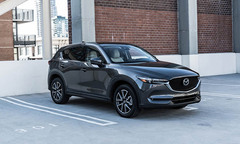 Cận cảnh mẫu Mazda CX-8 giá hơn 1,1 tỷ đồng sắp ra mắt tại Việt Nam