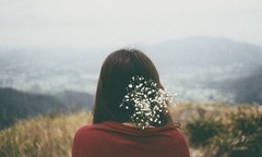 Đừng vì cô đơn mà mộng tưởng