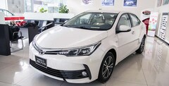 Toyota Corolla Altis tiếp tục giảm giá  "kịch sàn " tại Việt Nam 