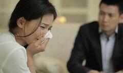 Nỗi đau khổ của người vợ trẻ bị chồng  "cắm sừng " vì... ăn bám