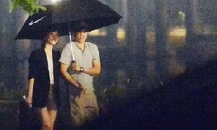 Trúng độc  "ngôn tình ", vợ đòi tự tử khi nhìn thấy chồng che ô cho nữ đồng nghiệp