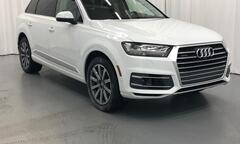 Vì sao Audi Q7 giảm giá tới 300 triệu đồng?