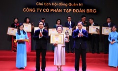 Madame Nguyễn Thị Nga, Chủ tịch tập đoàn BRG được vinh danh danh hiệu “Doanh nhân Việt Nam tiêu biểu” – Cúp Thánh Gióng 2019 