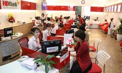 Cùng HDBank vi vu thế giới 