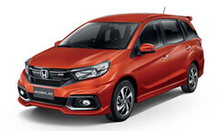 Xe Honda Mobilio RS 7 chỗ giá gần 600 triệu có gì đặc biệt ?