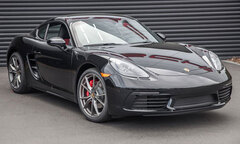 Bảng giá xe Porschemới nhất tháng 11/2019: Siêu phẩm 911 Turbo S Cabriolet giá cao nhất hơn 16 tỷ đồng