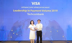 Techcombank đứng đầu toàn thị trường về doanh số thanh toán qua thẻ Visa 