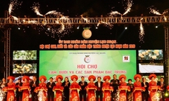 Đặc sắc Hội chợ Cam, bưởi và các sản phẩm đặc trưng Lục Ngạn 