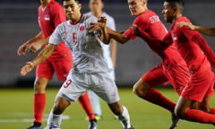  "Tả xung hữu đột " trong trận gặp U22 Singapore, Đức Chinh bị yêu cầu thử doping
