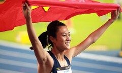  "Nữ hoàng tốc độ " Lê Tú Chinh sáng cửa giành vàng cho điền kinh Việt Nam