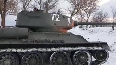 Video: Xe tăng T-34 huyền thoại từ Thế chiến thứ II vẫn gầm rú mãnh liệt
