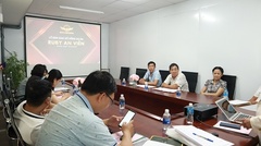 Boss Land Group trao sổ hồng cho khách hàng đúng thời hạn 