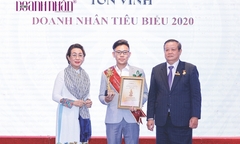 CEO Dược Mộc Khang được vinh danh “Doanh nhân Việt Nam tiêu biểu 2020”