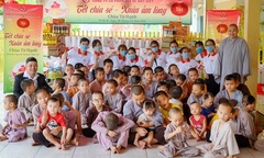 Ấm lòng những phận đời khó khăn