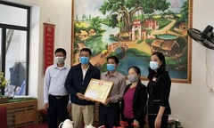 Hạ Long: Tiểu thương chợ Hồng Hà trả lại 22 triệu đồng cho người đánh rơi 