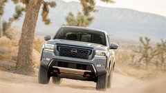 Xe bán tải Nissan Frontier 2022 ra mắt, thay đổi diện mạo để cạnh tranh