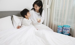 Nestlé NAN giới thiệu NAN OPTIPRO 4 mới bổ sung công thức đột phá chứa HMOs kết hợp với đạm OPTIPRO và khởi động chương trình tìm kiếm “Khoảnh khắc khôn lớn diệu kỳ của con”