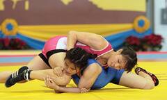 Vật liên tiếp gặt HC vàng, đoàn Việt Nam cho Thái Lan  "ngửi khói "