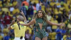 Video màn trình diễn “We Are One” ấn tượng của Jennifer López 