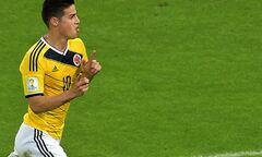 Clip: Mãn nhãn trước tuyệt phẩm vô lê ngoạn mục nhất World Cup